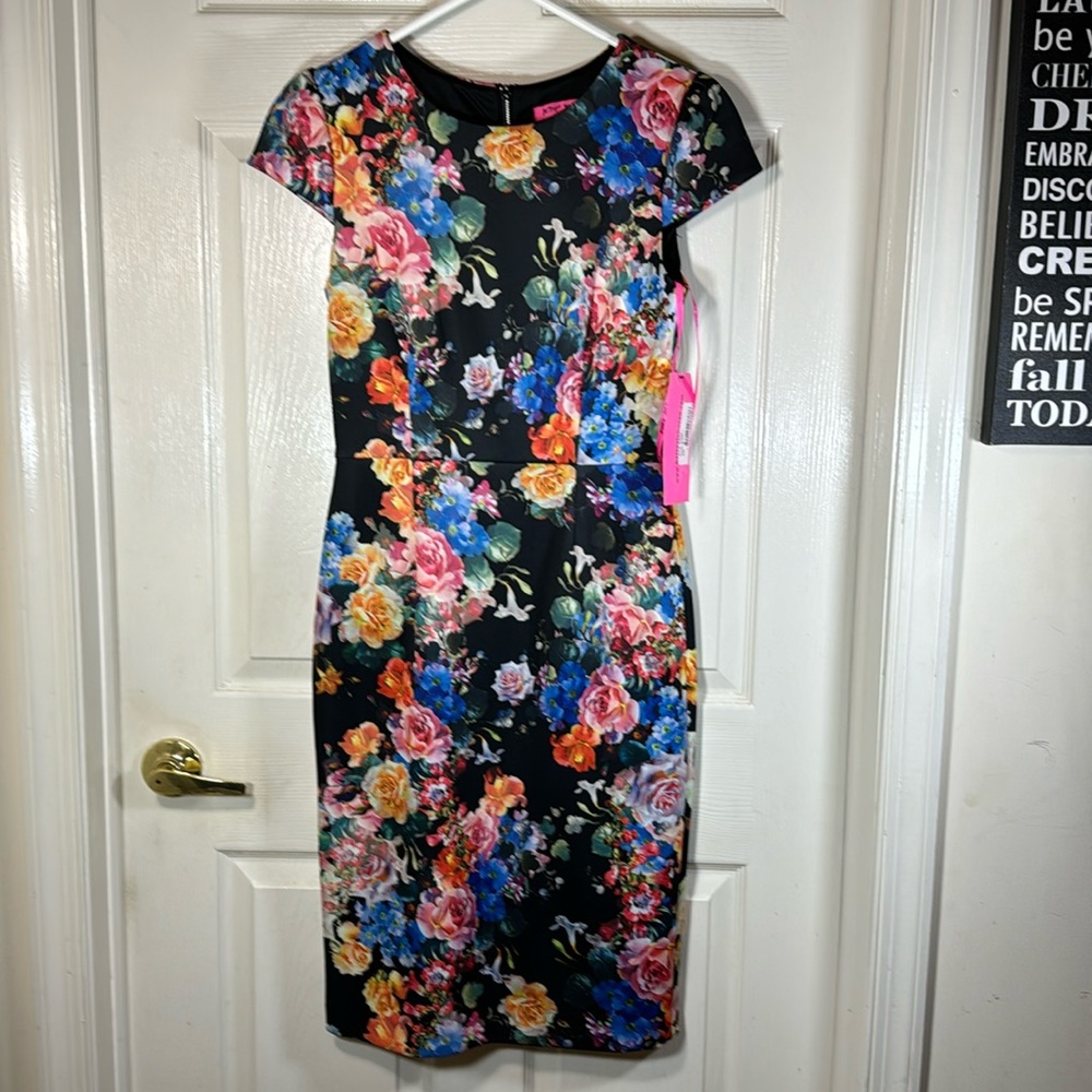Betsey Johnson Women’s Multicolor  Floral Cap Sleeves Midi Sheath Dress Sz 6 NWT